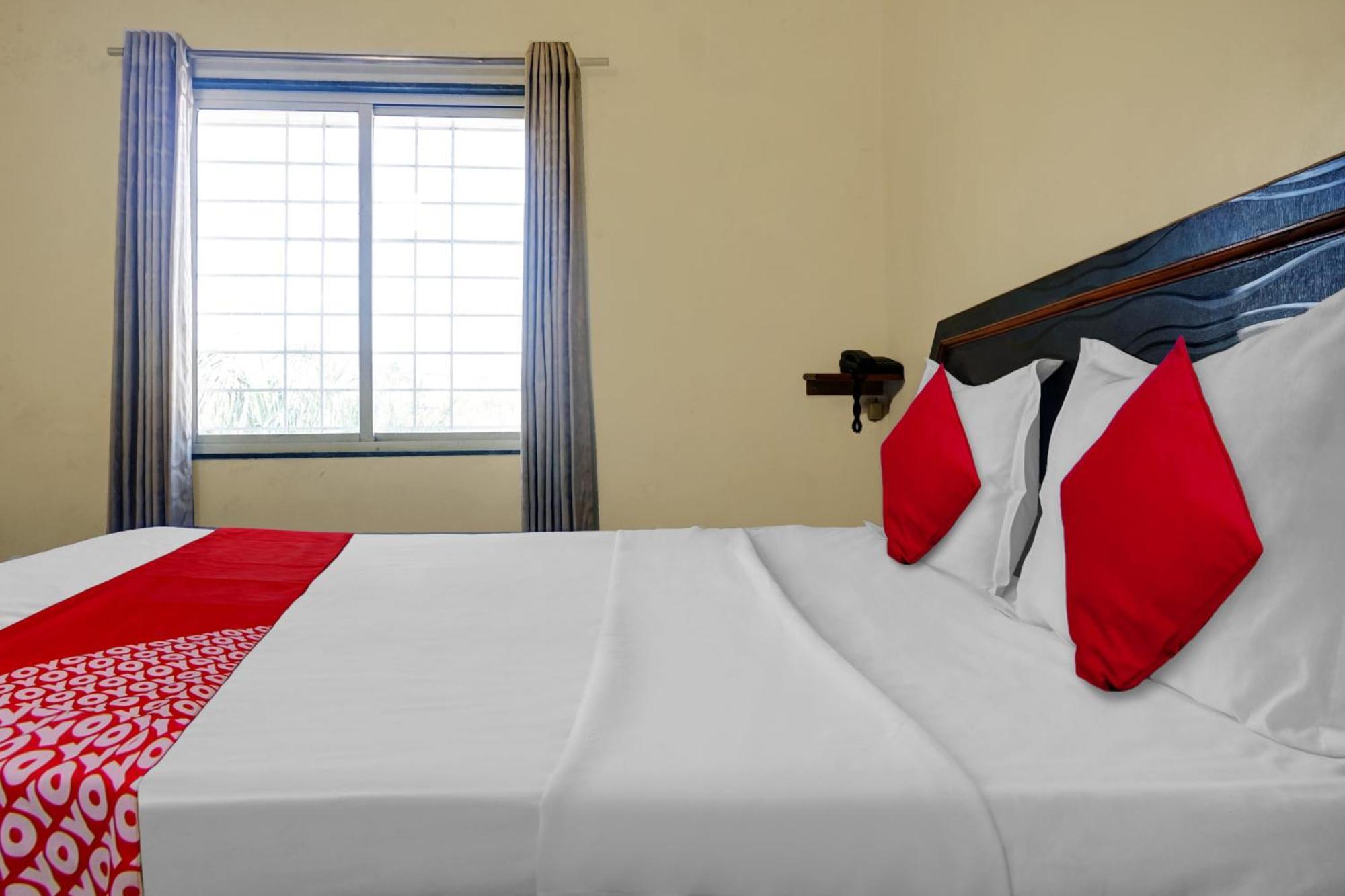 Hotel O Happy Homely Stay Sasvad Buitenkant foto