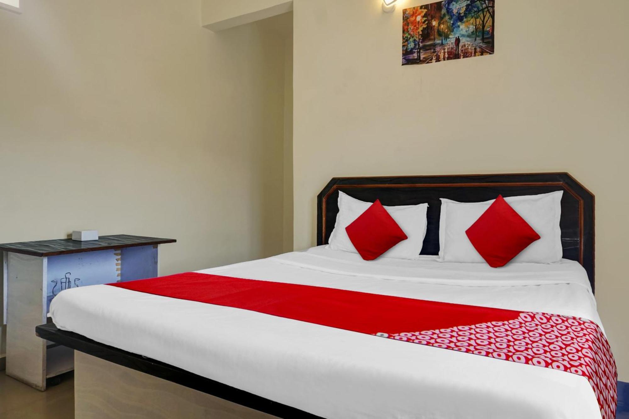 Hotel O Happy Homely Stay Sasvad Buitenkant foto