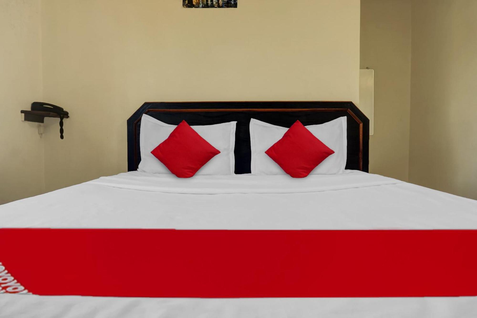 Hotel O Happy Homely Stay Sasvad Buitenkant foto