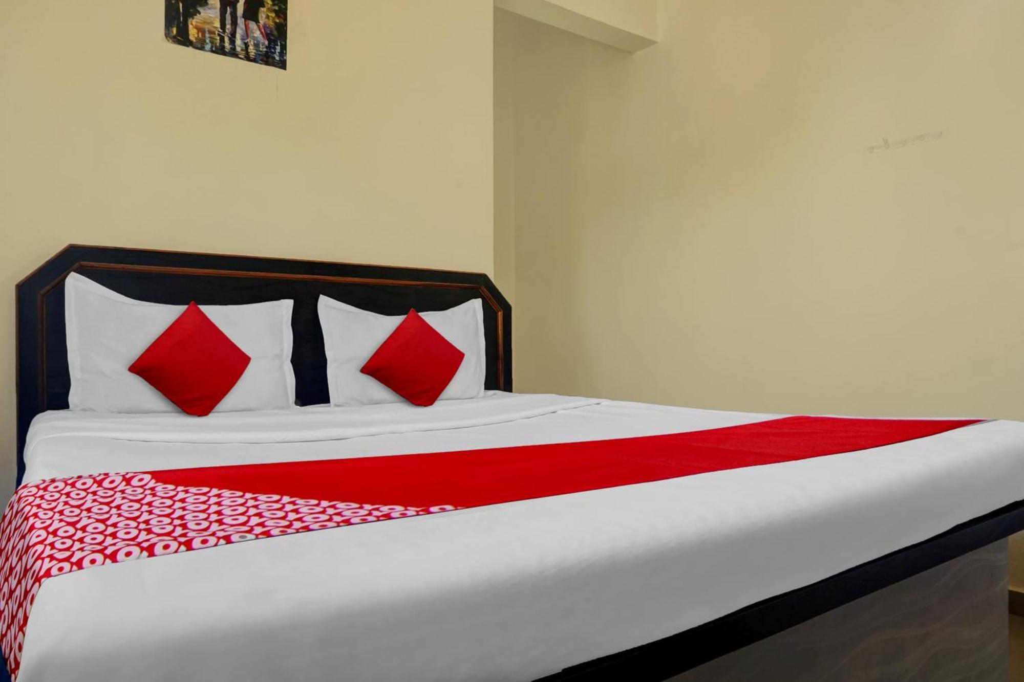 Hotel O Happy Homely Stay Sasvad Buitenkant foto